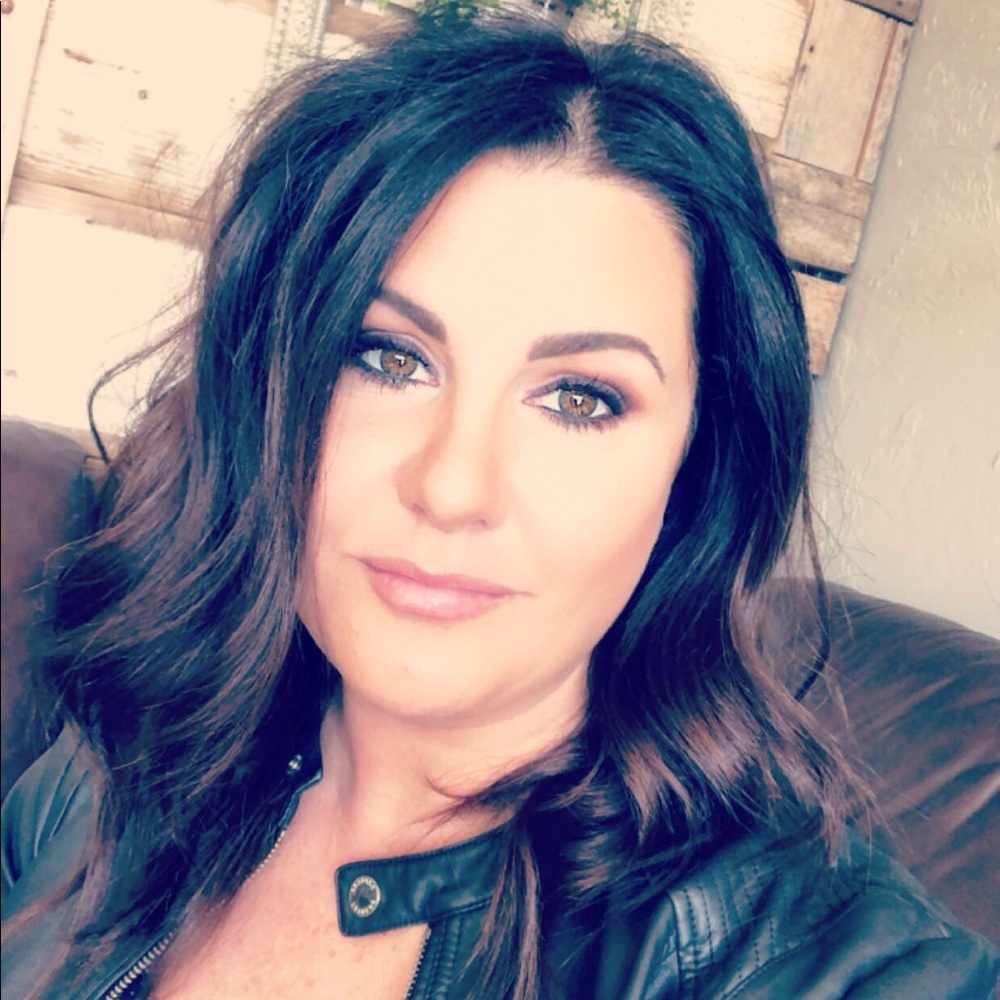 Meet your Posher, Misty